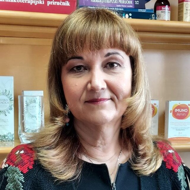 mag. Matejka Kumperščak Duh, mag. farm., spec.
