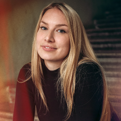 dr. Taja Ložar, dr. med.